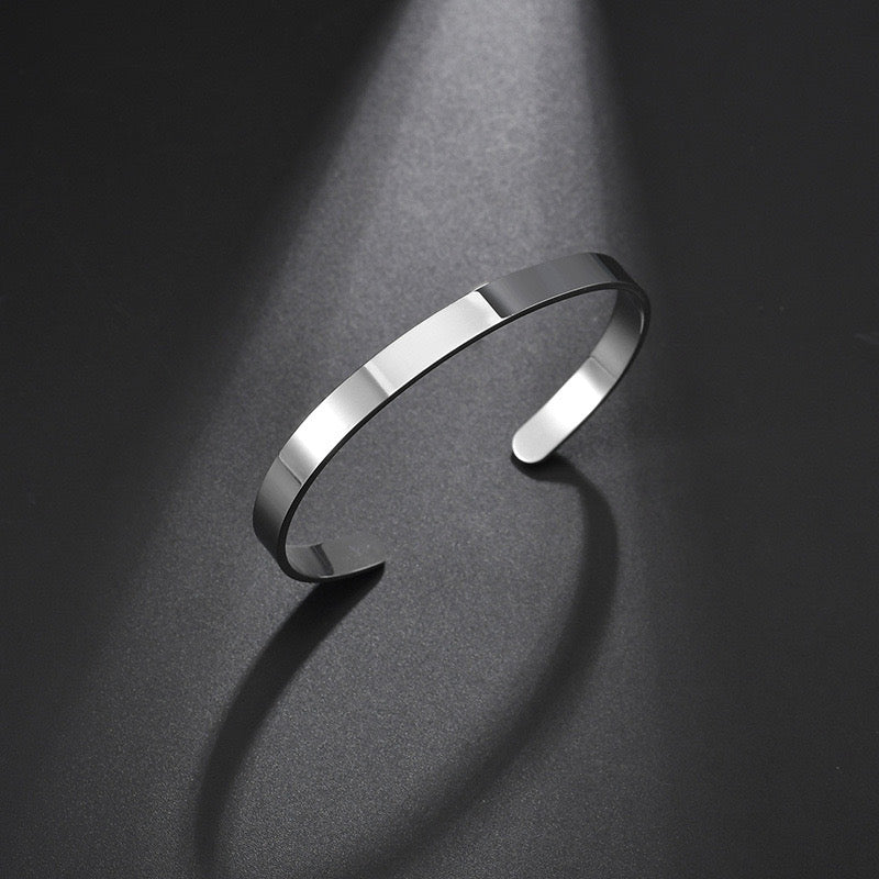 Armband Cuff of Clarity